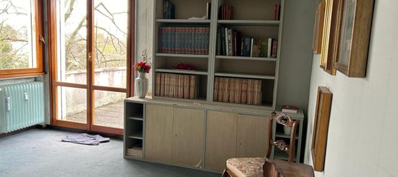 10 rooms Duplex in Padua, Italy No. 13096 11