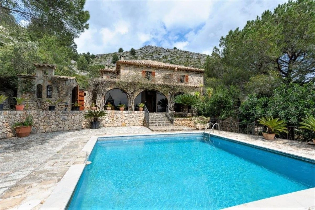 11 bedrooms House in Mallorca, Spain No. 30648
