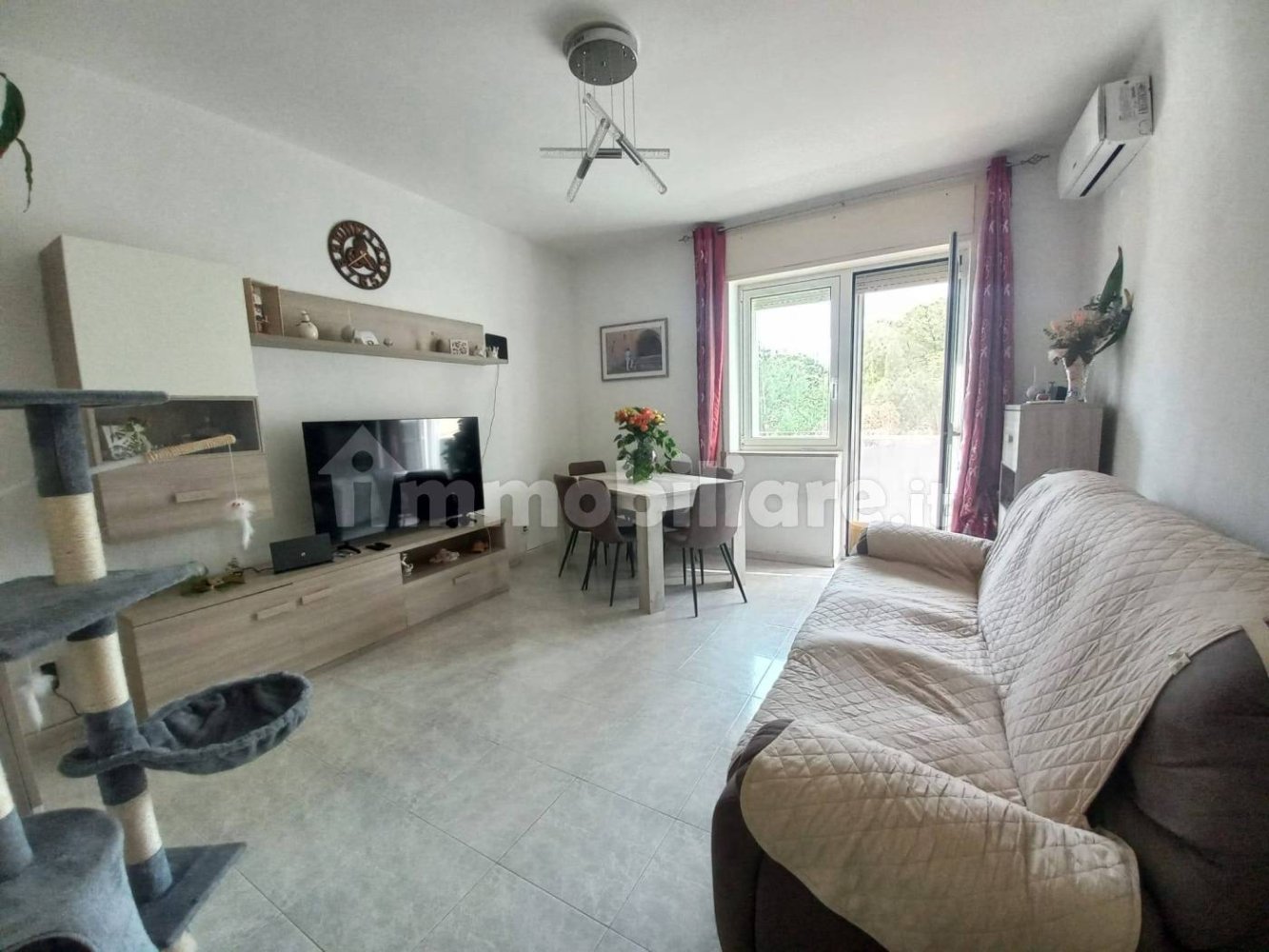 Apartamento de 3 dormitorios en Taranto, Italy No. 342344