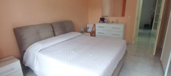 3 bedrooms Apartment in Taranto, Italy No. 342344 3