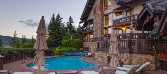 Коммерческая недвижимость с 7 спальнями в Эдвардс, США № 83 28