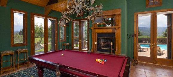 Коммерческая недвижимость с 7 спальнями в Эдвардс, США № 83 16