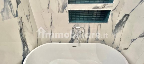 2 bedrooms Apartment in Milan, Italy No. 352168 14