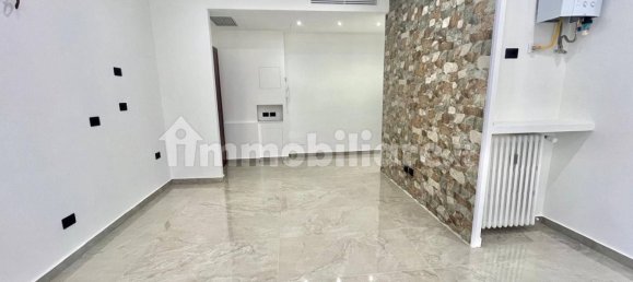 2 bedrooms Apartment in Milan, Italy No. 352168 5
