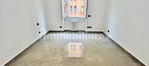 2 bedrooms Apartment in Milan, Italy No. 352168 8