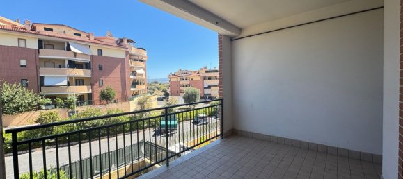 3 غرف نوم شقة في Guidonia Montecelio, Italy رقم 342892 4