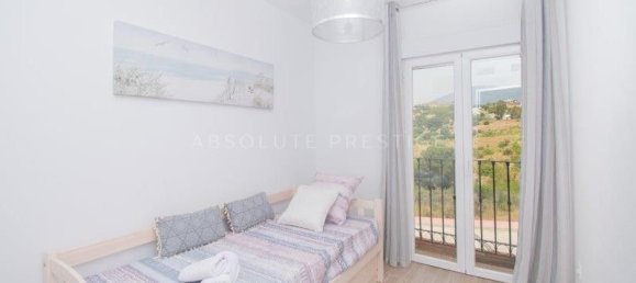 3 bedrooms Townhouse in Malaga, Spain No. 20545 16