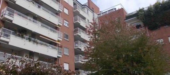 Apartamento de 3 habitaciónes en Milan, Italy No. 330360 4