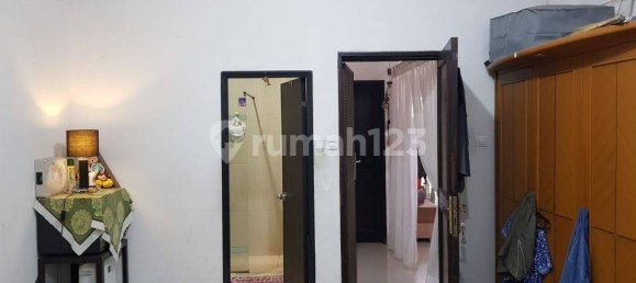 5 bedrooms House in South Tangerang, Indonesia No. 1758 15