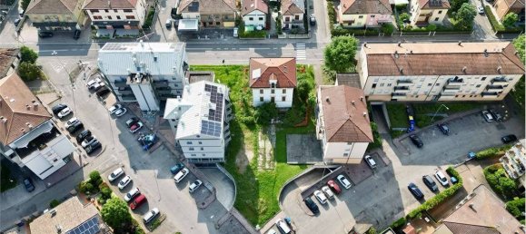 Вилла с 6 спальнями в Карпи, Италия № 61244 17