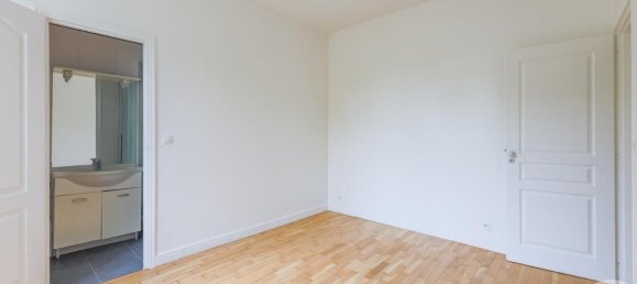 1 bedroom Apartment in Montrouge, France No. 167655 10