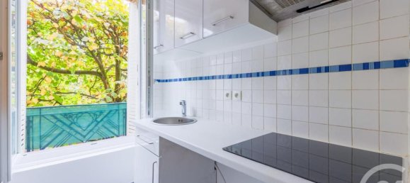 1 bedroom Apartment in Montrouge, France No. 167655 3