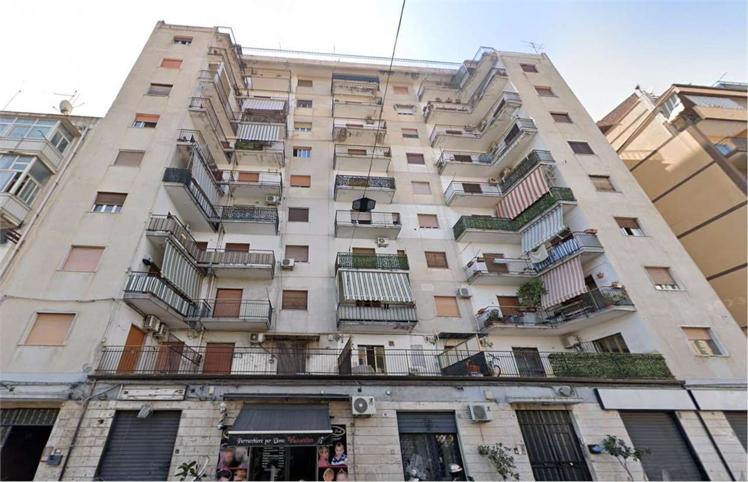 3-salle Appartement à Catania, Italy No. 158429