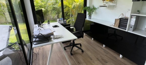 3 bedrooms Cafe / restaurant in Bang Lamung, Thailand No. 8012 8