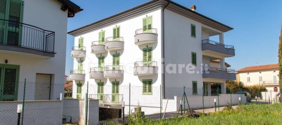 3 غرف نوم فيلا في Orte, Italy رقم 214188 12