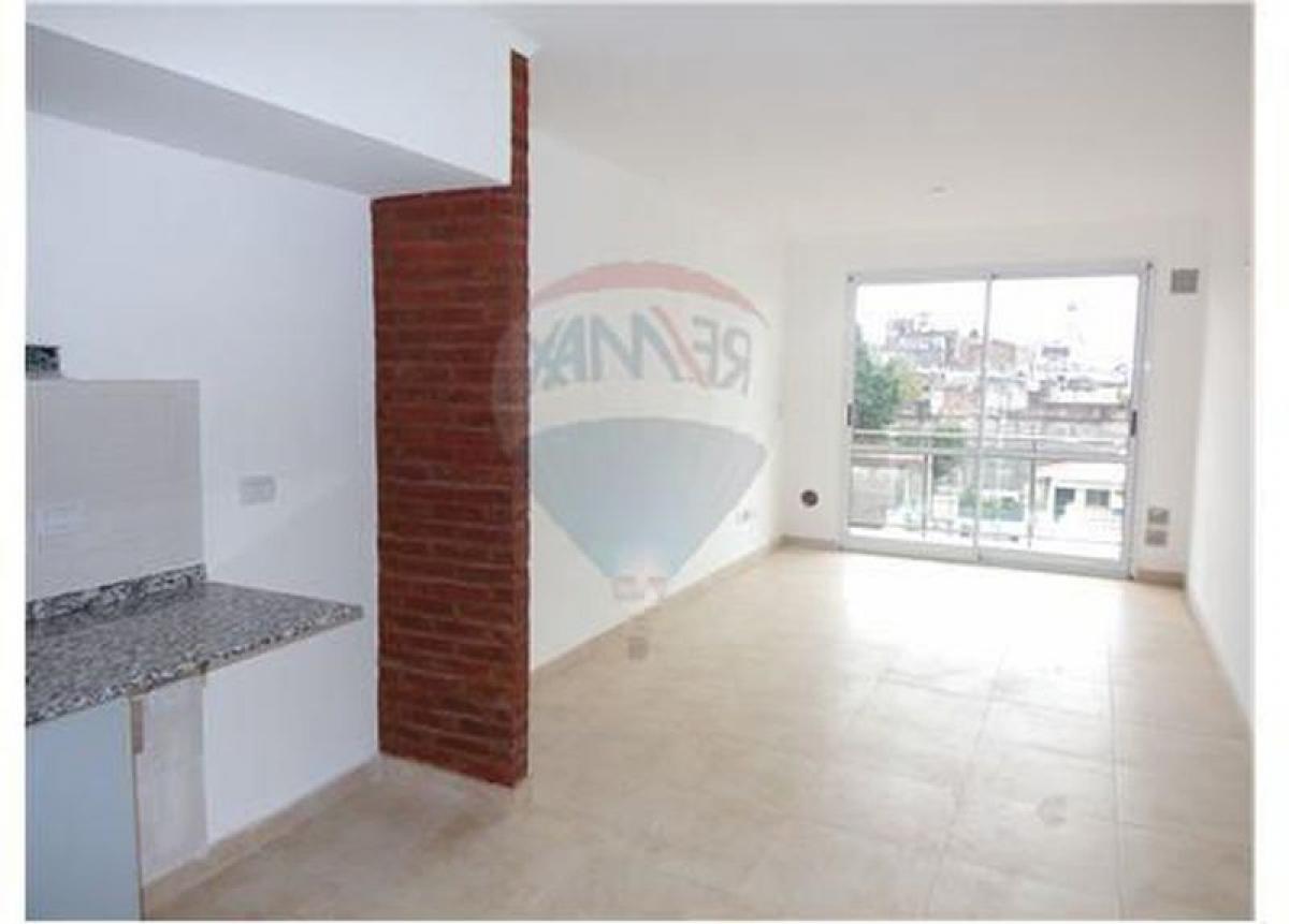 Studio in Buenos Aires, Argentina No. 101662