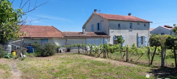 3 Schlafzimmer Haus in Charente-Maritime, France, Nr. 287643 2