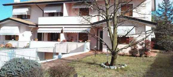 3 Schlafzimmer Villa in Pordenone, Italy, Nr. 185844 7