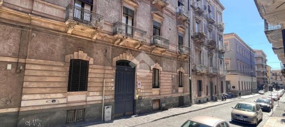 Apartamento de 2 dormitorios en Catania, Italy No. 48255 45