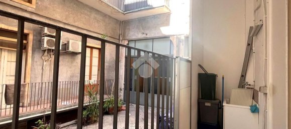 Apartamento de 2 dormitorios en Catania, Italy No. 48255 26