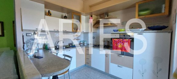 3 rooms Apartment in Pomezia, Italy No. 307874 5