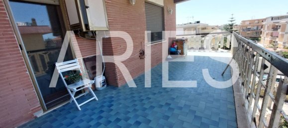 3 rooms Apartment in Pomezia, Italy No. 307874 2