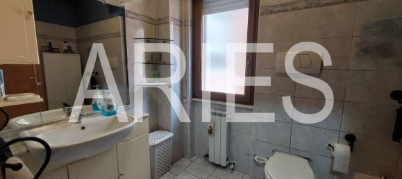 3 rooms Apartment in Pomezia, Italy No. 307874 18