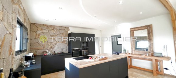 3 chambres Villa à Pietrosella, France No. 268390 3