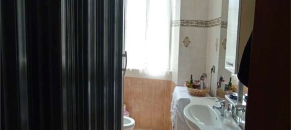 3غرفة شقة في Lurate Caccivio, Italy رقم 6205 10