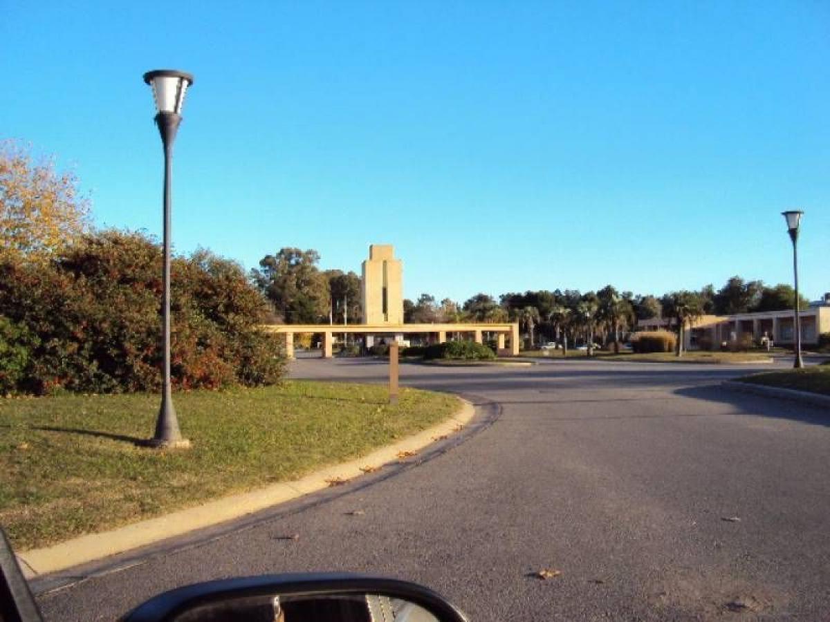 Grundstück in Escobar, Argentina, Nr. 42070