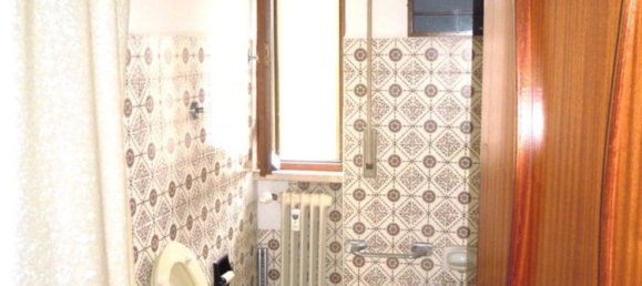 6 rooms Apartment in Rome, Italy No. 192645 37