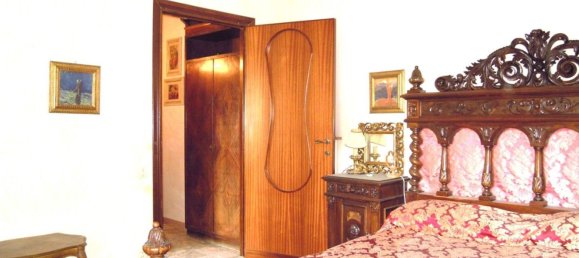 6 rooms Apartment in Rome, Italy No. 192645 35
