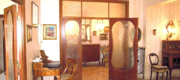 6 rooms Apartment in Rome, Italy No. 192645 25