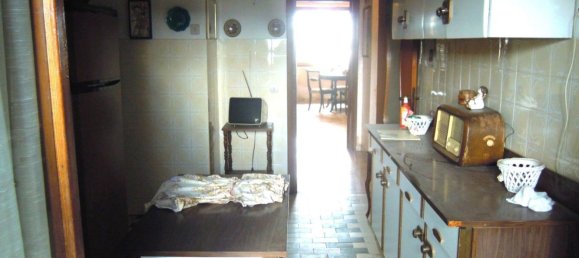 6 rooms Apartment in Rome, Italy No. 192645 7