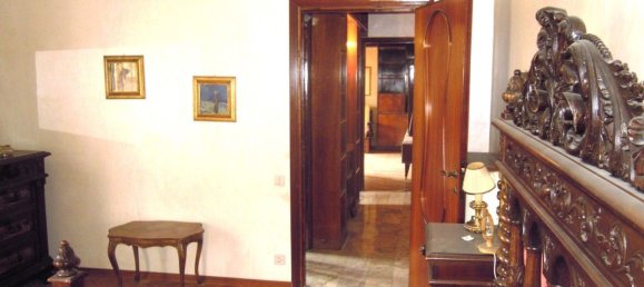 6 rooms Apartment in Rome, Italy No. 192645 36