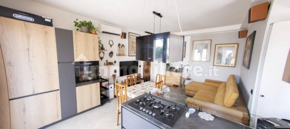 2 bedrooms Apartment in Lecco, Italy No. 288074 8