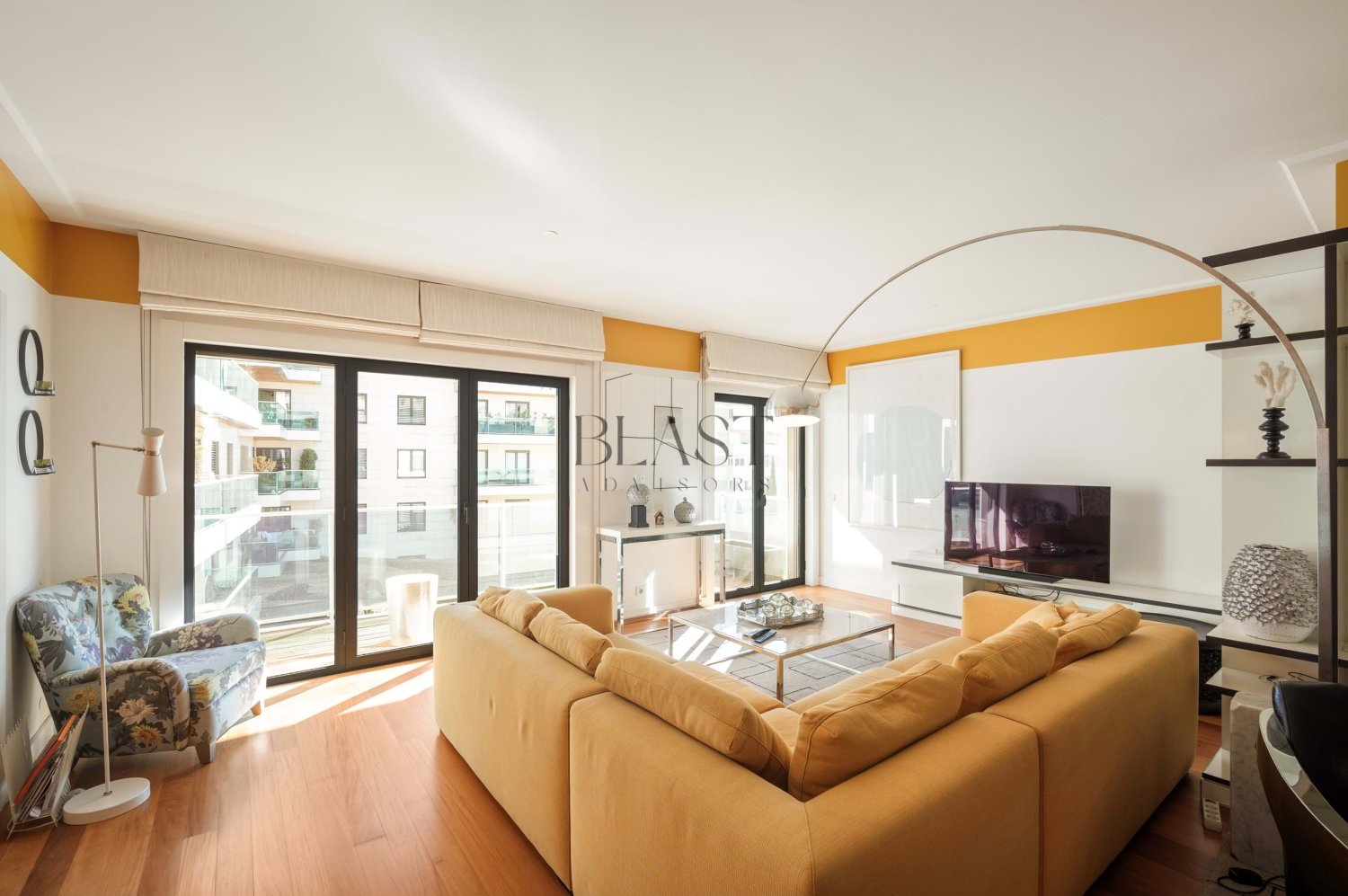 5 bedrooms Apartment in Lisbon, Portugal No. 215284