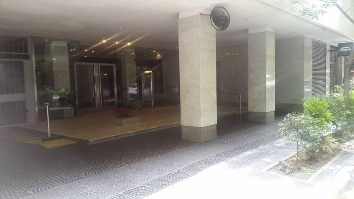 Apartamento de 2 dormitorios en Buenos Aires, Argentina No. 89093