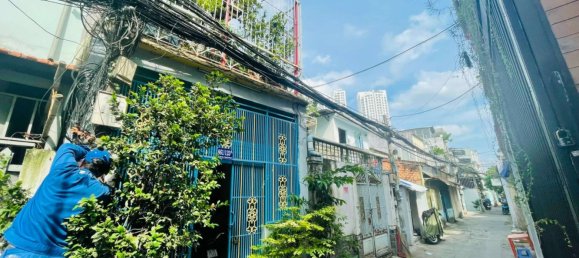 Maison de ville à District 7, Vietnam 64m² No. 9750 4