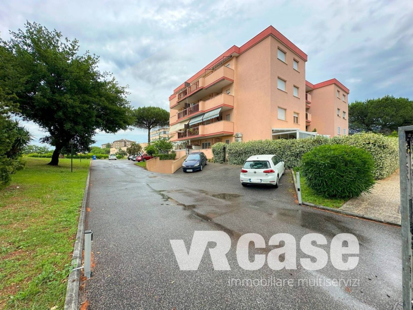 2 bedrooms Apartment in Rome, Italy No. 268540