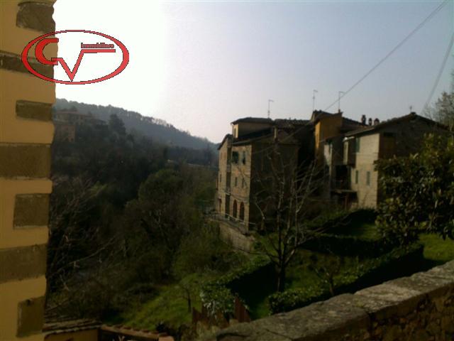 3 rooms Apartment in Loro Ciuffenna, Italy No. 229350