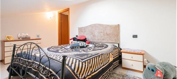 Duplex T3 em Brescello, Italy N.º 289473 24