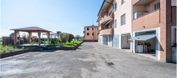 Duplex T3 em Brescello, Italy N.º 289473 36