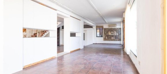 Коммерческая недвижимость 485м² в Никосия, Кипр № 12197 5