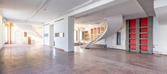 Коммерческая недвижимость 485м² в Никосия, Кипр № 12197 2