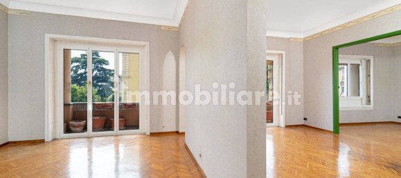 3 bedrooms Apartment in Genoa, Italy No. 373219 24