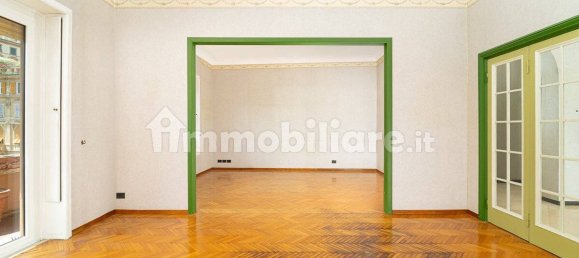 3 bedrooms Apartment in Genoa, Italy No. 373219 21