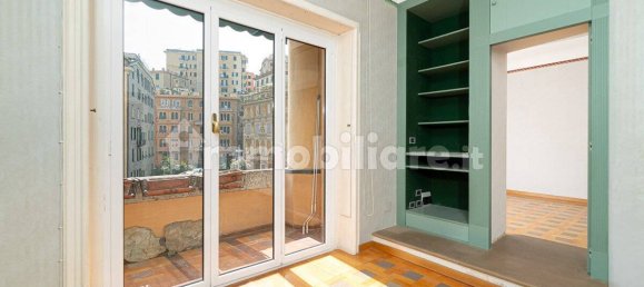3 bedrooms Apartment in Genoa, Italy No. 373219 29