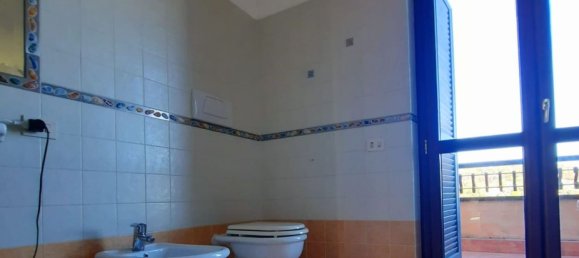 6 rooms House in Fiano Romano, Italy No. 255760 7