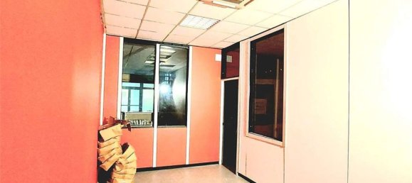 2 rooms Commercial property in Gorizia, Italy No. 126474 3